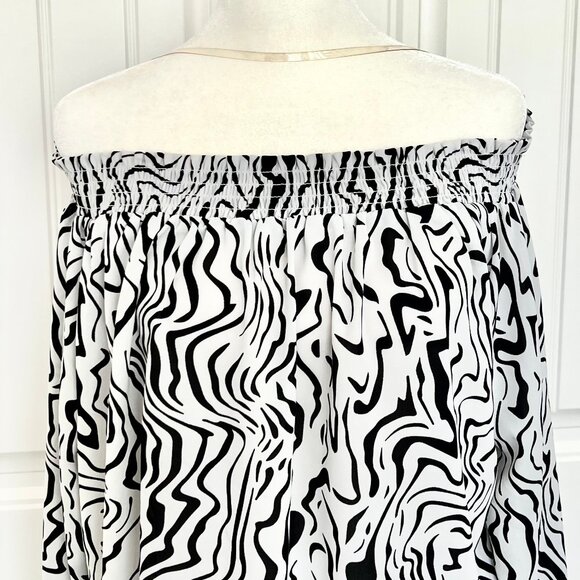 Milano Black & White Off-the-Shoulder Smocked Long Sleeve Zebra Print Tunic Top - Picture 3 of 6